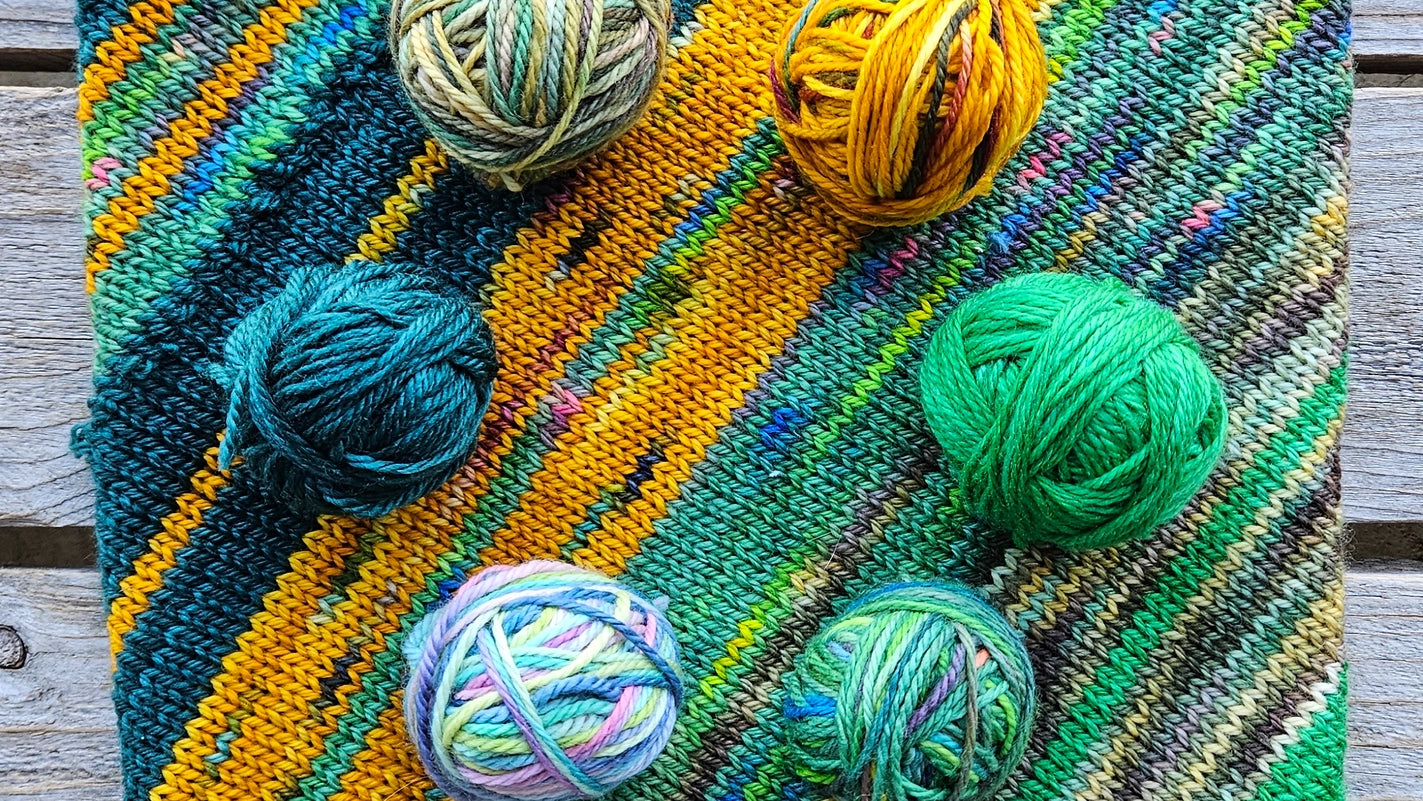 Koigu Watercolor Cowl Kit in Water Lily