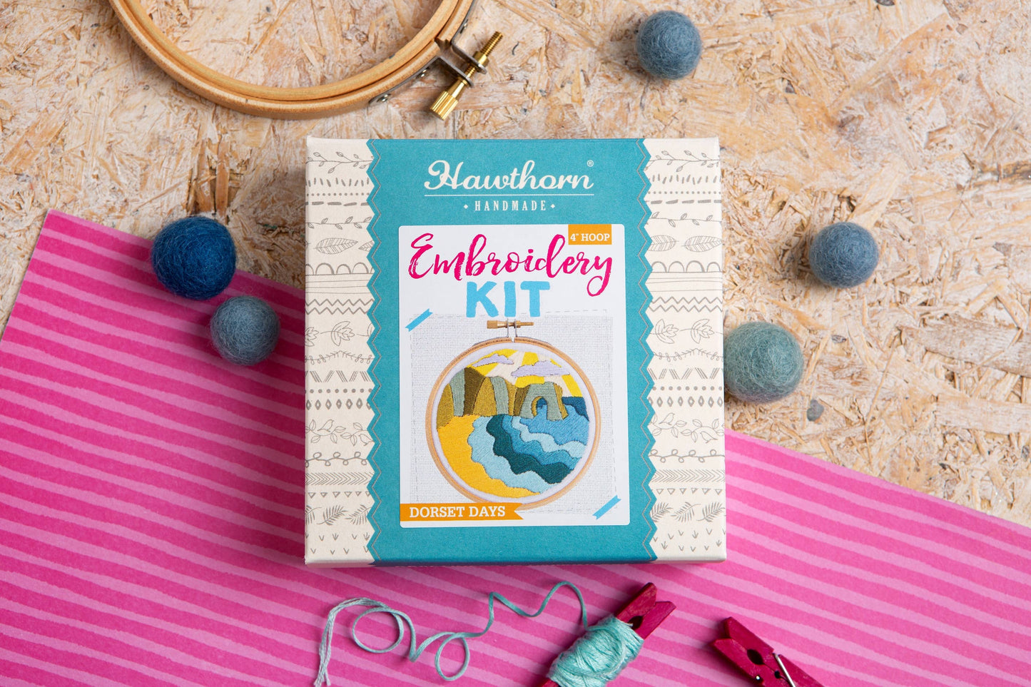 Dorset Days Mini Embroidery Kit | Complete Craft Kit for Beginners