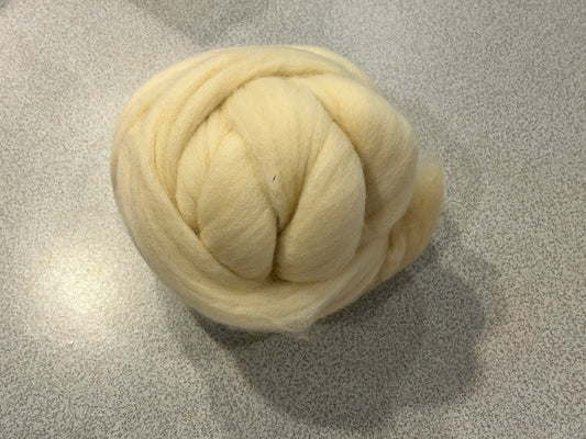 Blue Faced Leicester (BFL) Roving - White 4 oz