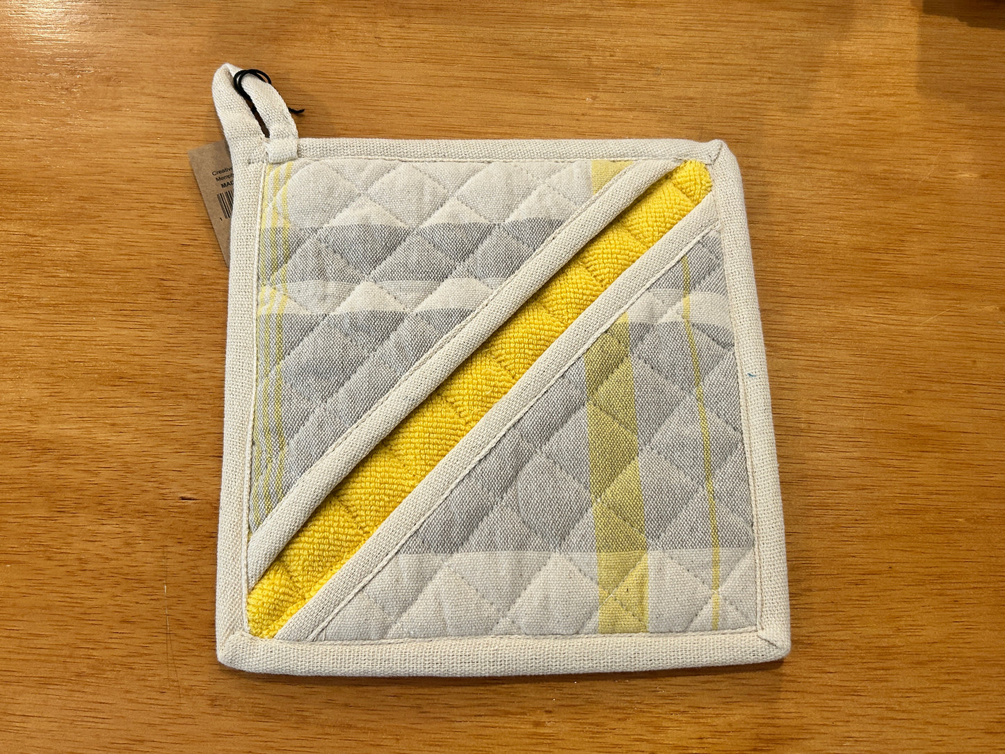 Quilted Cotton Pincher Pot Holder with Inside Pocket, 2 Colors