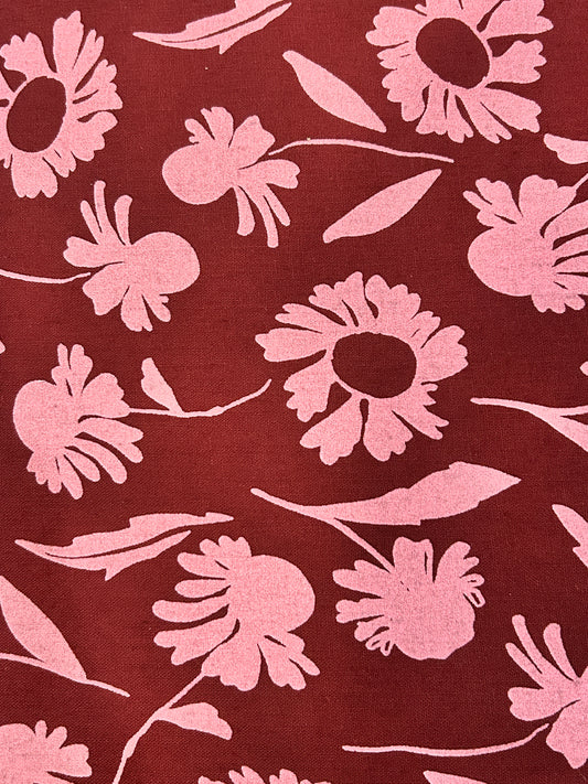 Robert Kaufman Riverbend in bordeaux