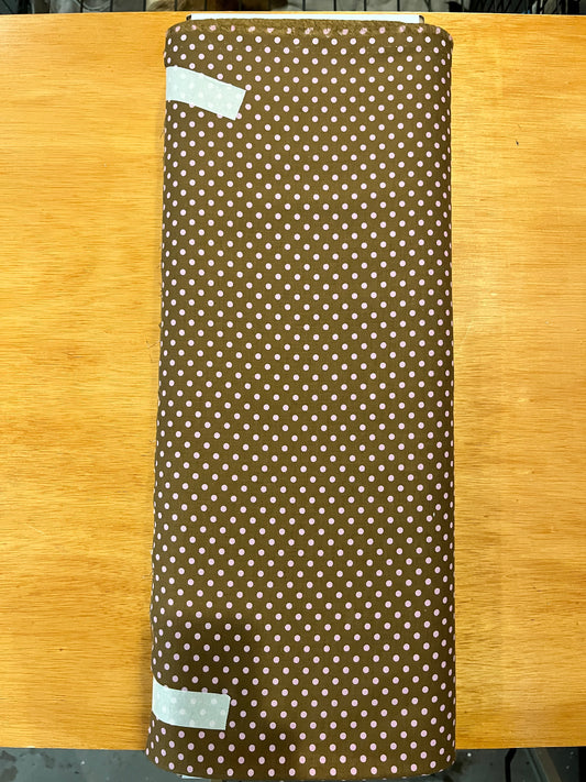 Robert Kaufman - Dots-A-Lot Brown/Pink
